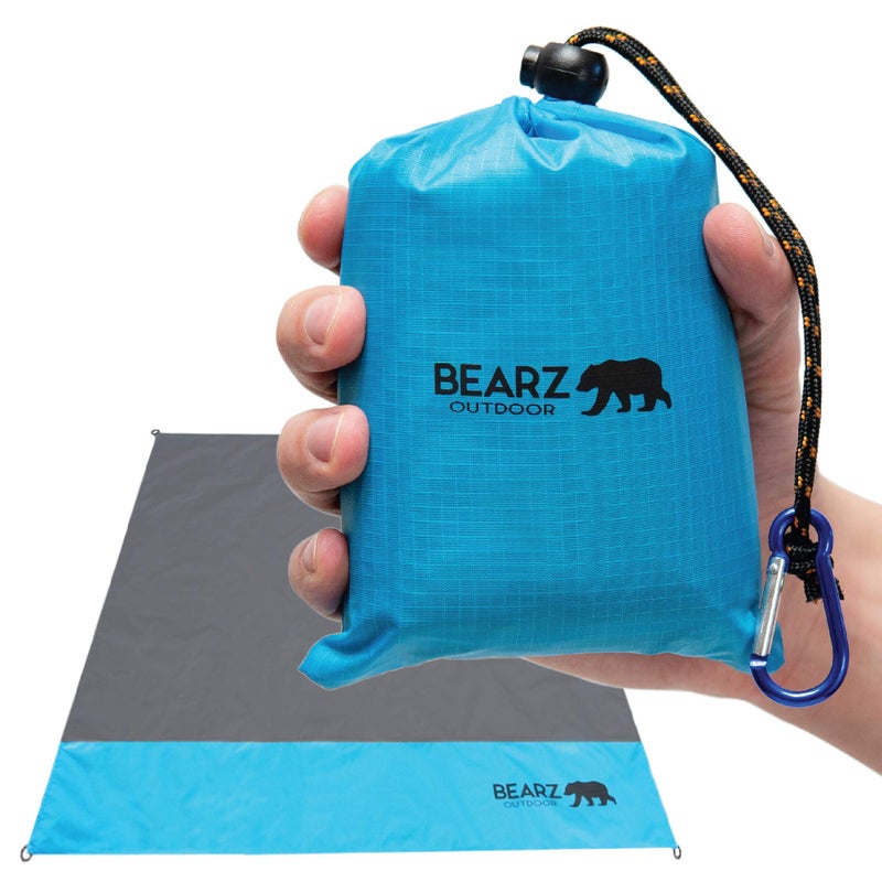 BEARZ Outdoor بطانية جيب خارجية BEARZ - بطانية شاطئ مقاومة للماء ومضادة للرمال، بطانيات نزهة مقاومة للماء قابلة للطي، خفيفة الوزن ومضغوطة للتنزه، التخييم، السفر، ملحقات المهرجانات (زرقاء) - Image 1